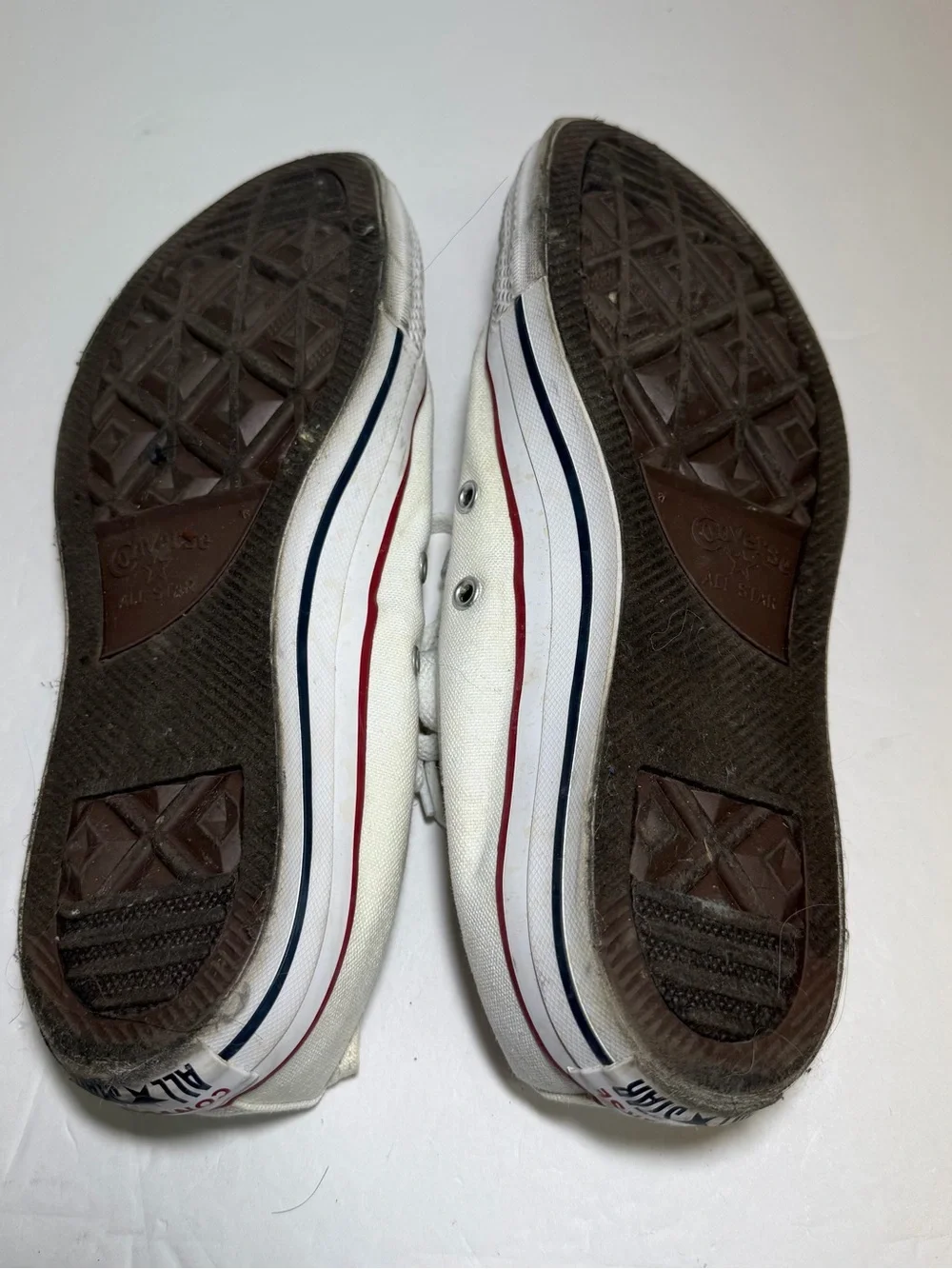 Converse Womens Sneakers Size 9‎ Low Top Lace Up White Red Blue - Picture 8 of 9